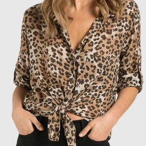 New Bella Dahl‎ Leopard Front tie shirt
